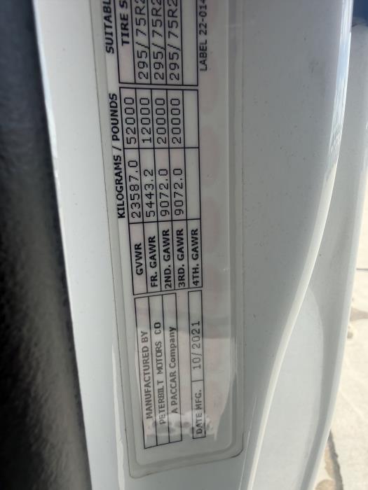 2022 Peterbilt 579-25