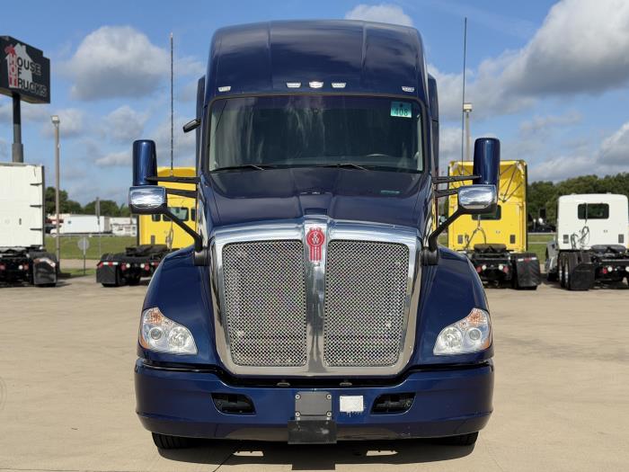 2022 Kenworth T680-1