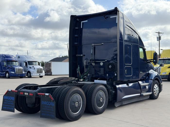 2022 Kenworth T680-4