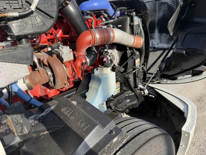2022 Peterbilt 579-14