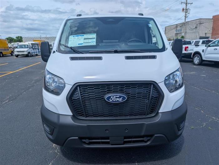 2026 Ford Transit-250-2