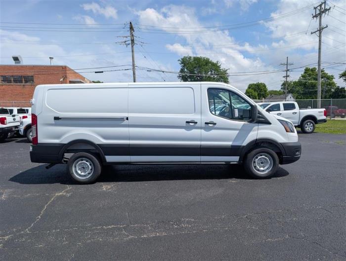 2026 Ford Transit-250-1