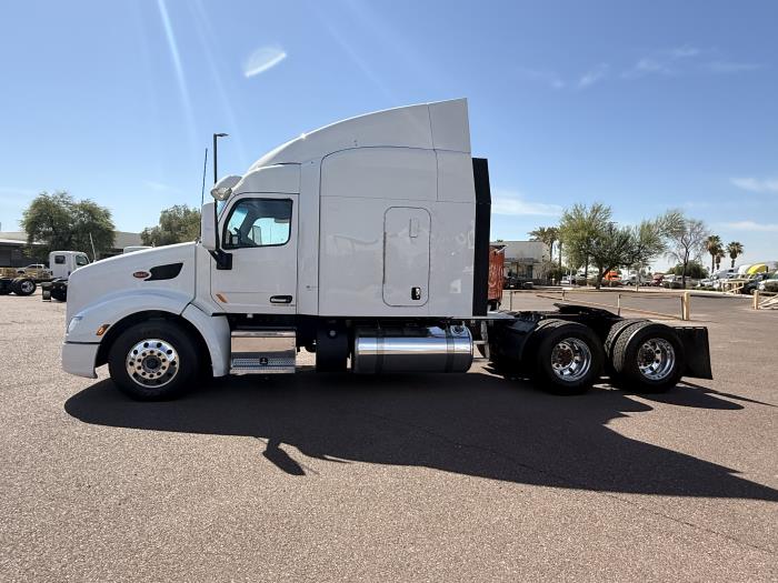 2022 Peterbilt 579-1