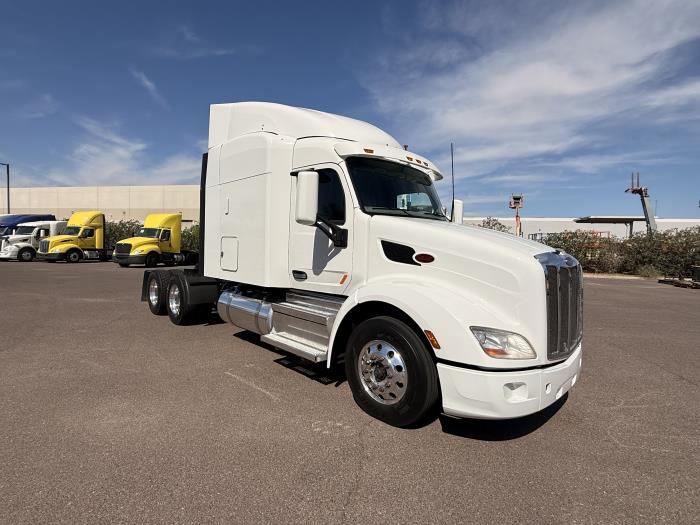 2022 Peterbilt 579-6