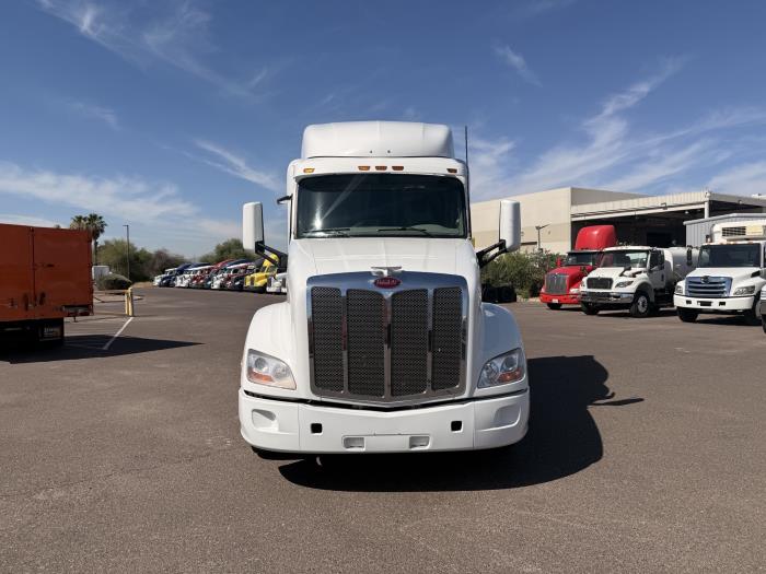 2022 Peterbilt 579-7