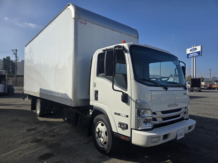 2023 Isuzu NRR-0