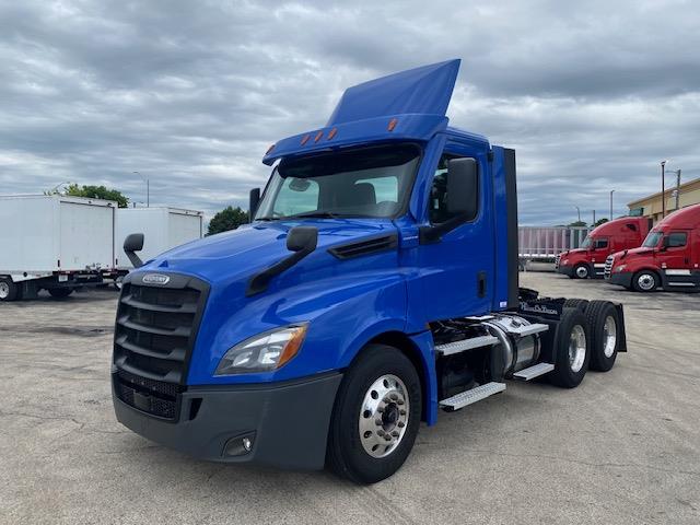 2020 Freightliner Cascadia-1