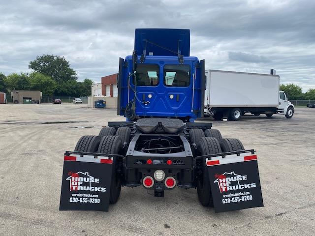 2020 Freightliner Cascadia-4