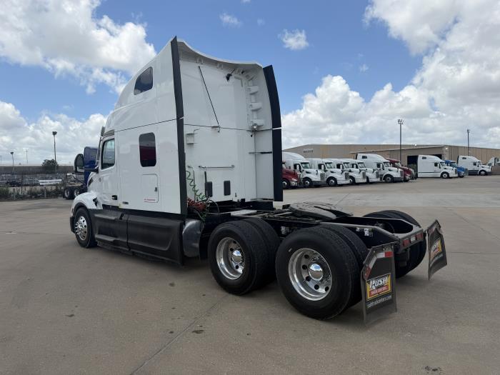2022 Peterbilt 579-3