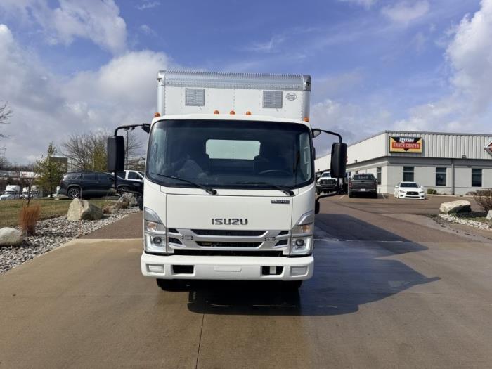 2027 Isuzu NPR-HD-1