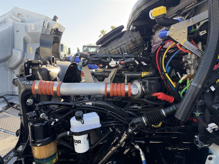 2027 Peterbilt 537-14