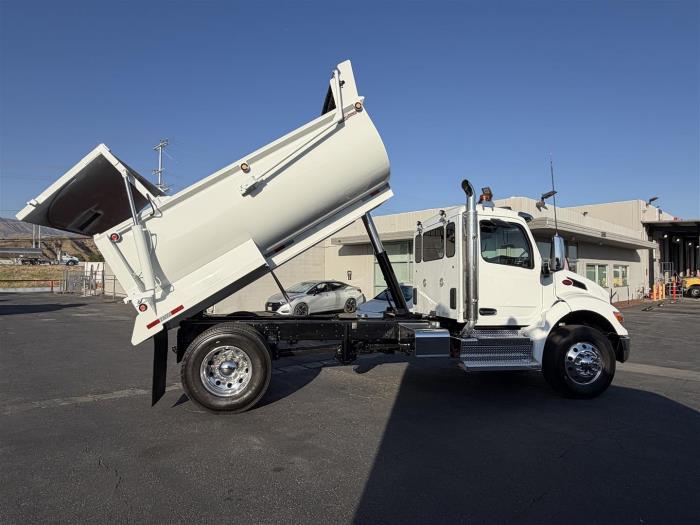 2027 Peterbilt 537-33