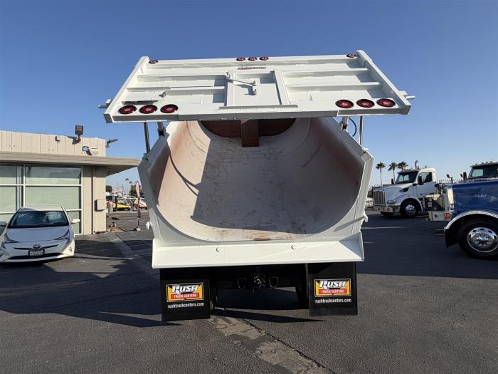 2027 Peterbilt 537-35