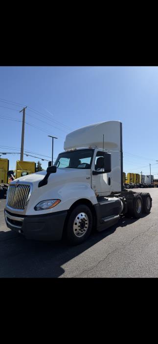 2021 International LT625-11