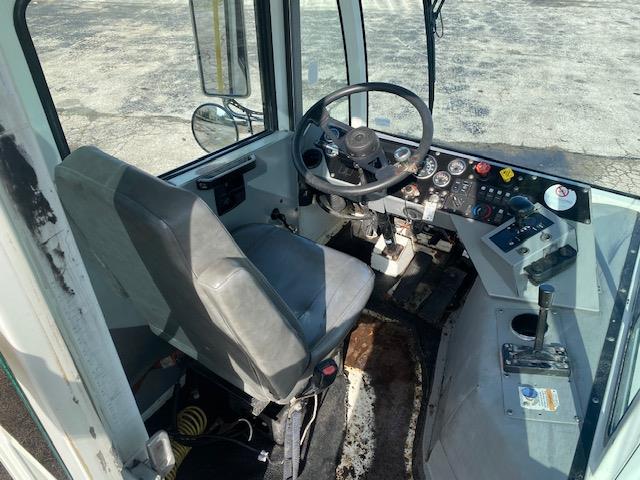 2016 AutoCar ACTT42-15