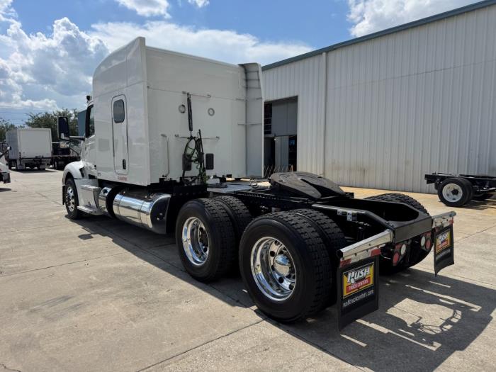 2022 Peterbilt 579-6