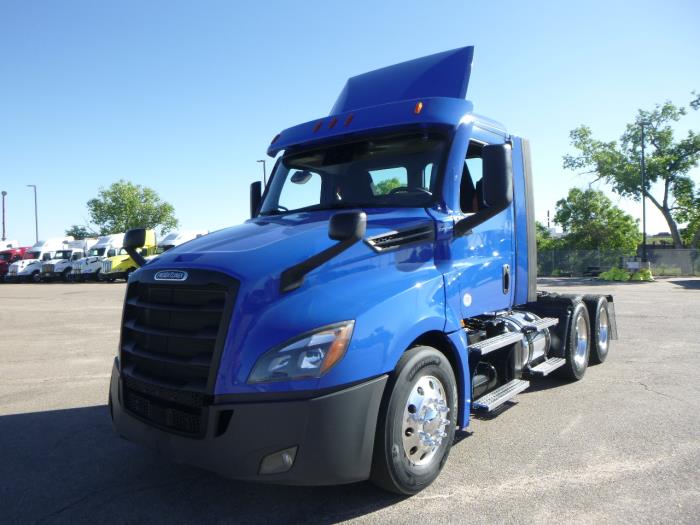 2020 Freightliner Cascadia-0