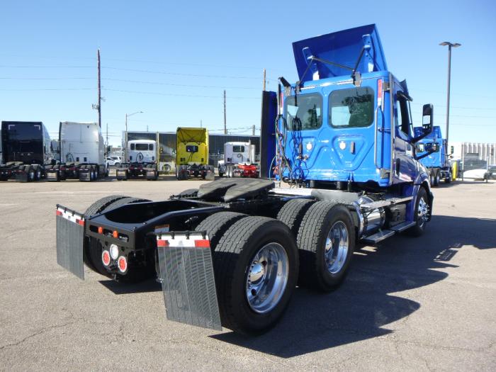 2020 Freightliner Cascadia-4
