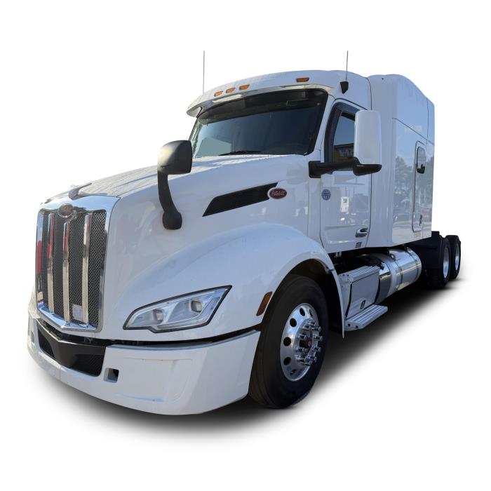 2022 Peterbilt 579-0
