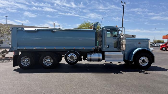 2024 Peterbilt 389-3