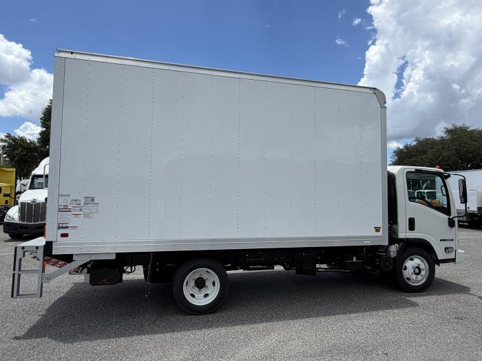 2026 Isuzu NRR-6