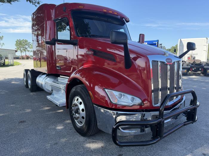 2023 Peterbilt 579-1