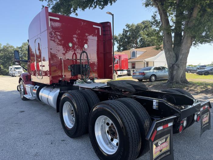 2023 Peterbilt 579-4