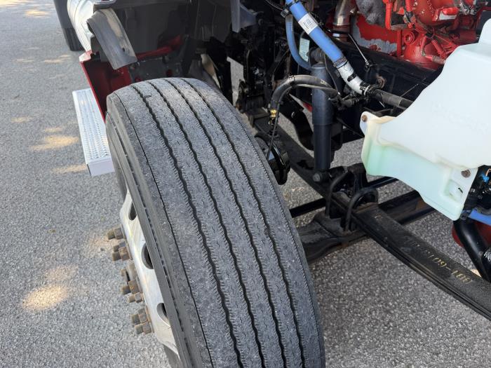 2023 Peterbilt 579-13
