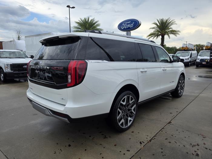 2026 Ford Expedition-5
