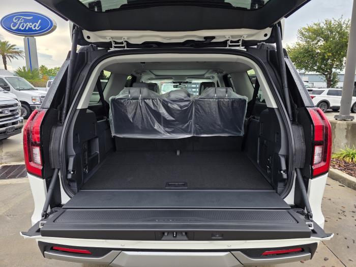 2026 Ford Expedition-11