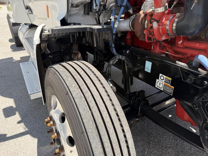 2022 Peterbilt 579-12