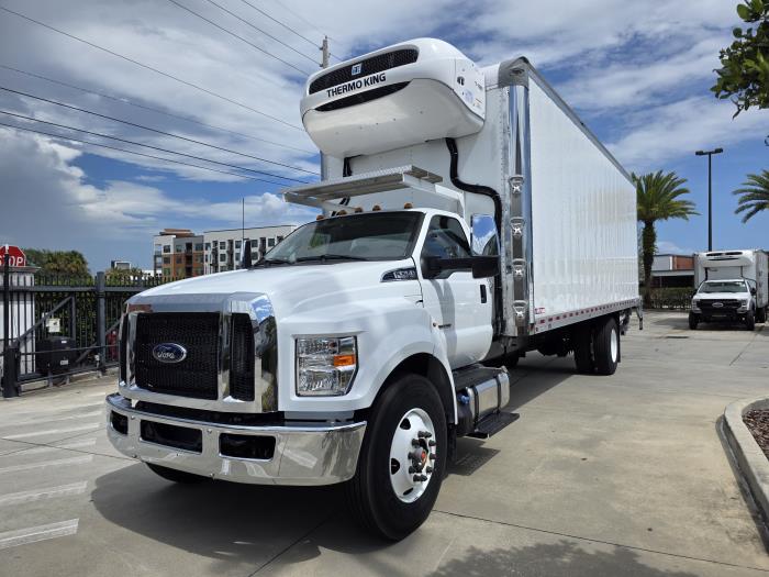 2026 Ford F-750-1