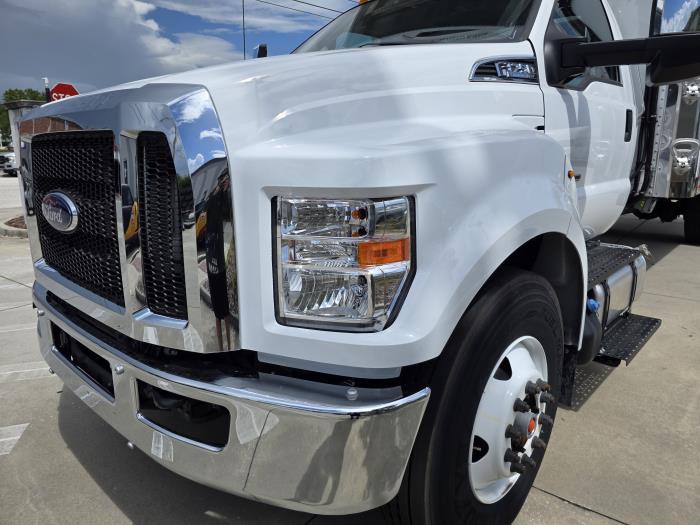 2026 Ford F-750-12