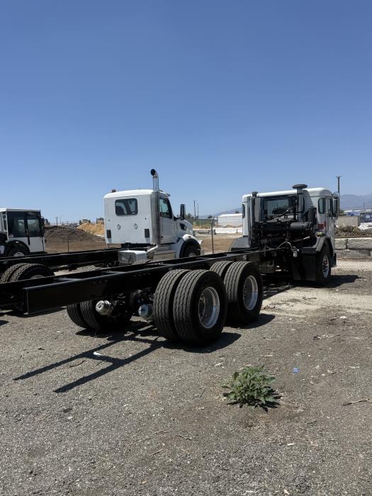 2025 Peterbilt 520-4