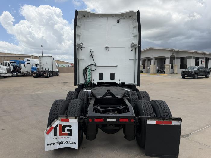 2022 Peterbilt 579-4