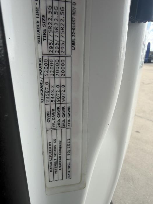 2022 Peterbilt 579-26