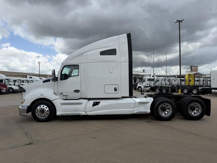 2021 Kenworth T680-1