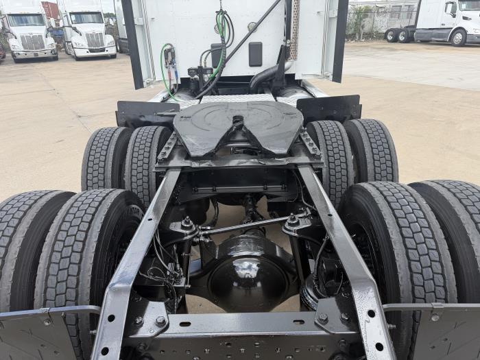 2021 Kenworth T680-12