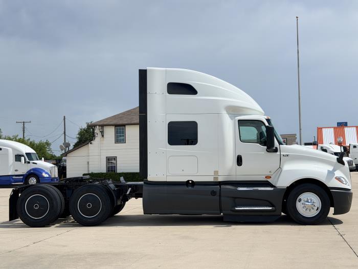 2023 International LT625-3