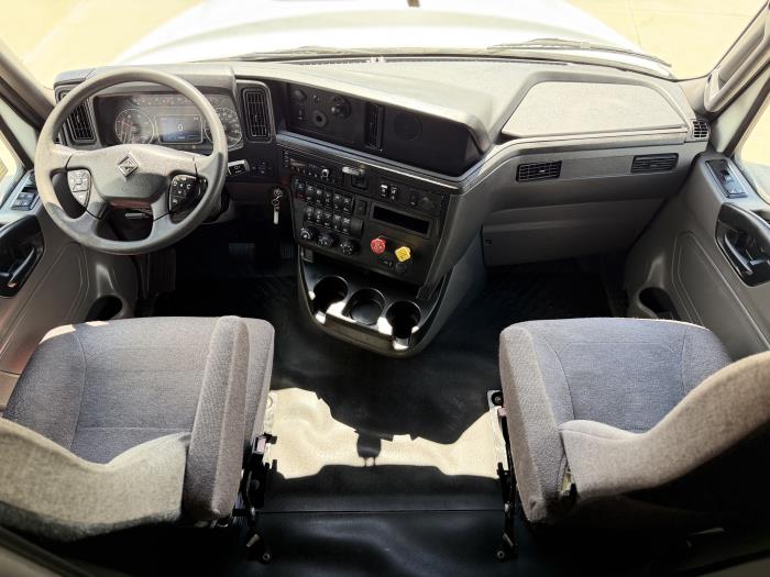 2023 International LT625-25