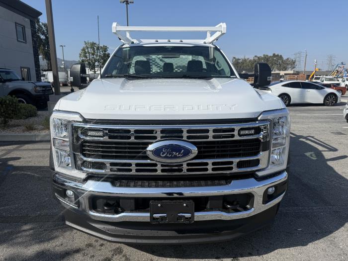 2026 Ford F-550-7