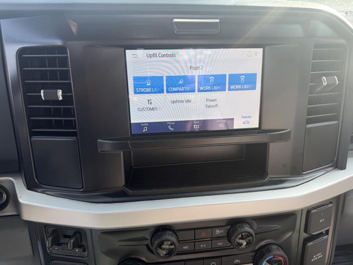 2026 Ford F-550-32