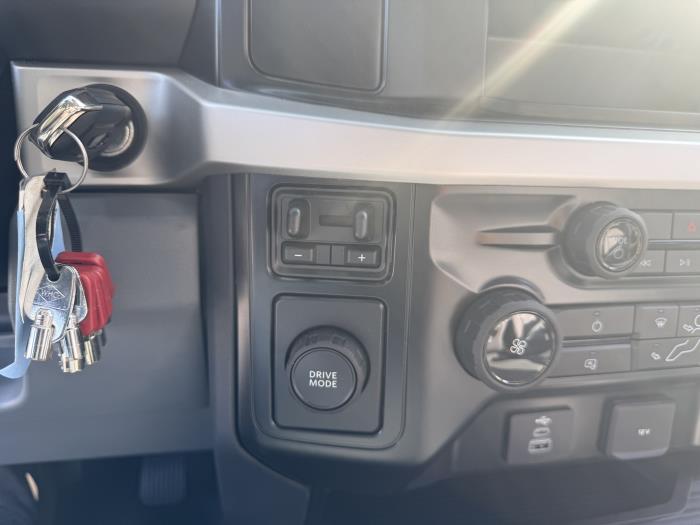 2026 Ford F-550-34