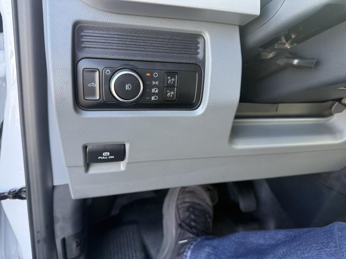 2026 Ford F-550-39