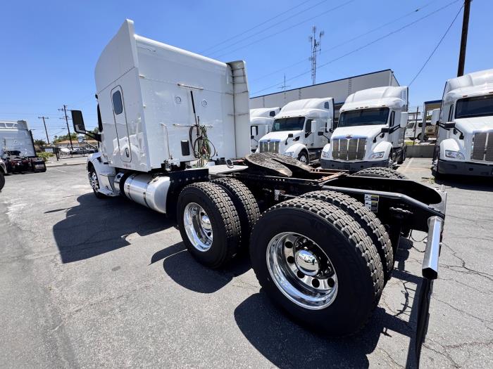 2022 Peterbilt 579-7