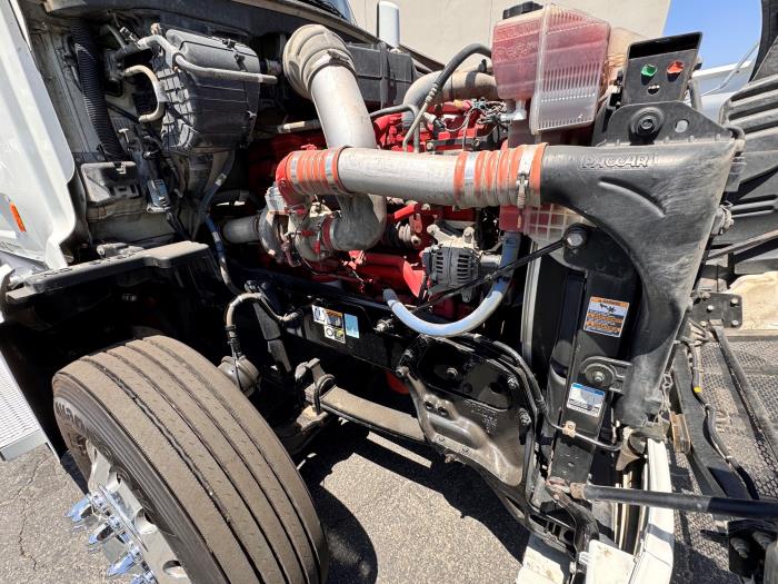 2022 Peterbilt 579-13