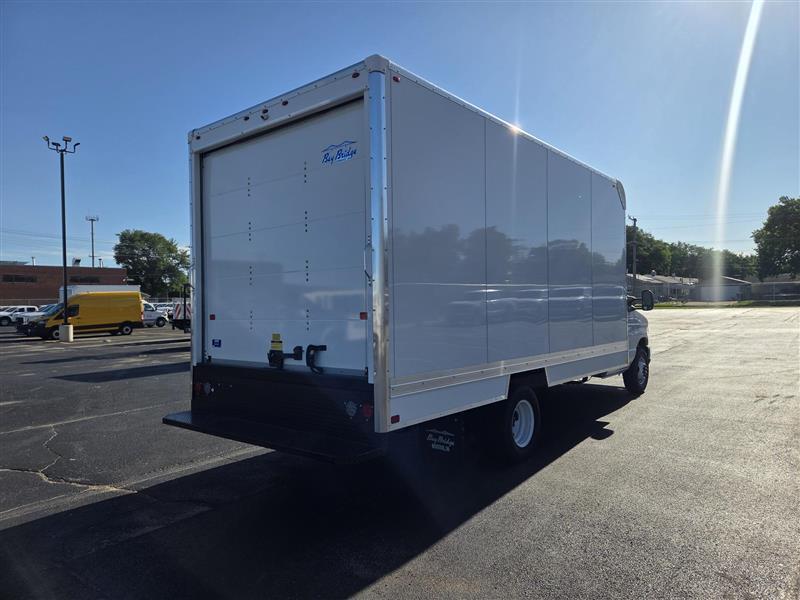 New 2027 Ford E-350 - photo 7