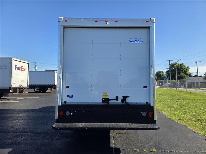 New 2027 Ford E-350 - photo 8