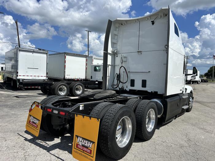 2022 Peterbilt 579-3