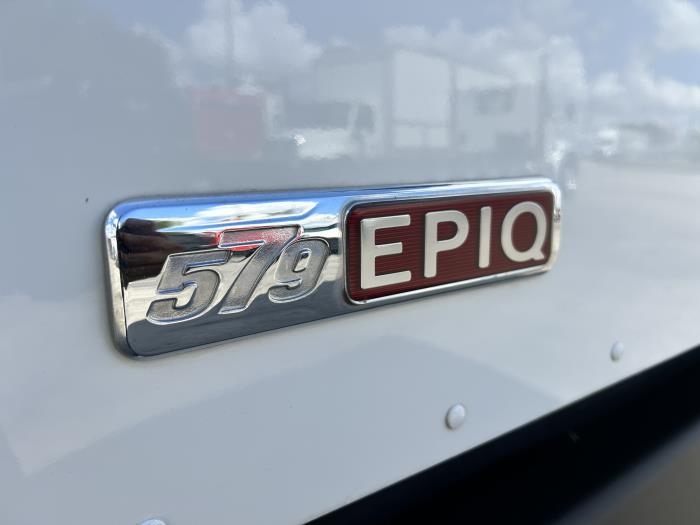 2022 Peterbilt 579-17